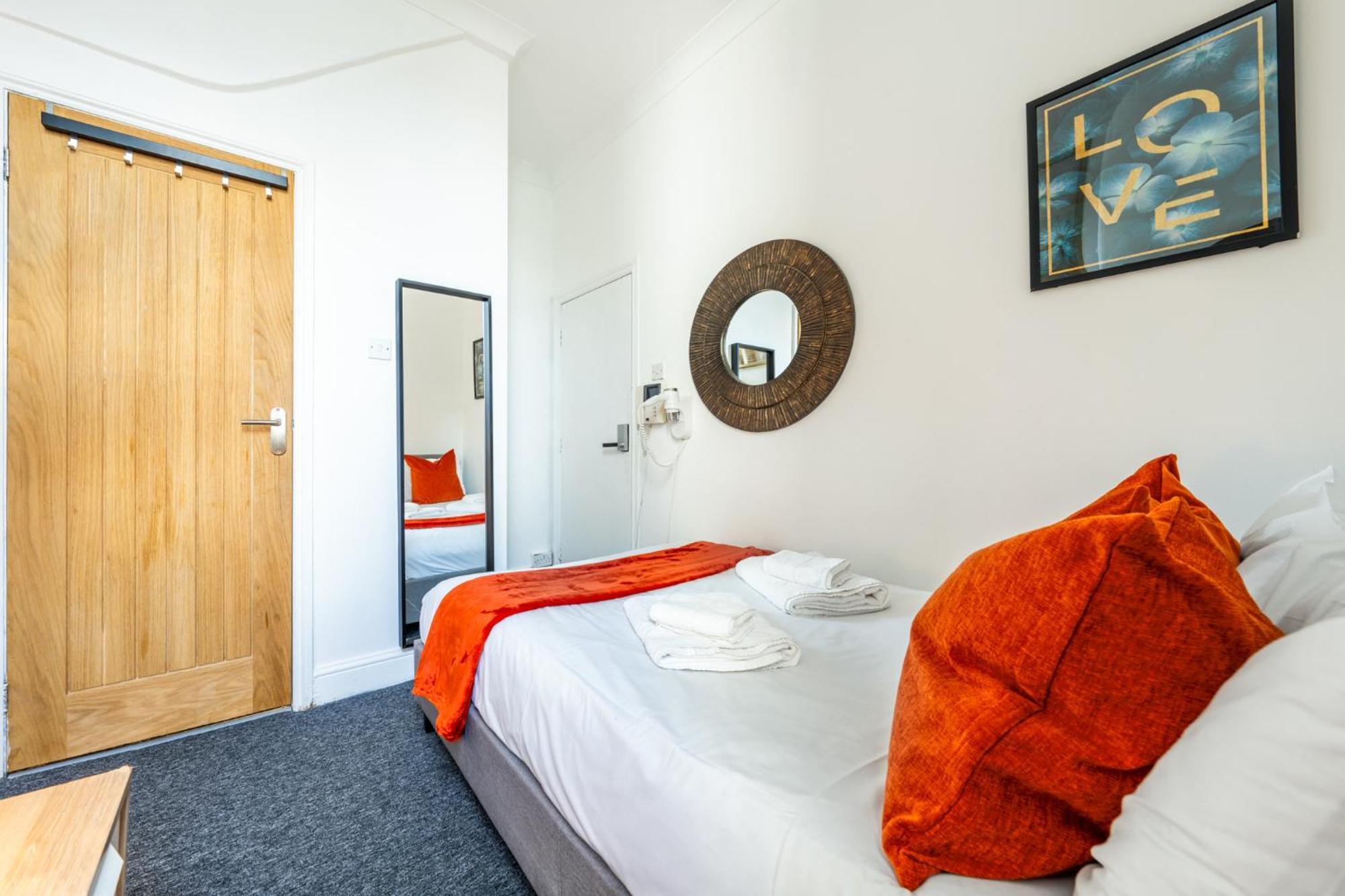 Ryam Suites Londra Dış mekan fotoğraf