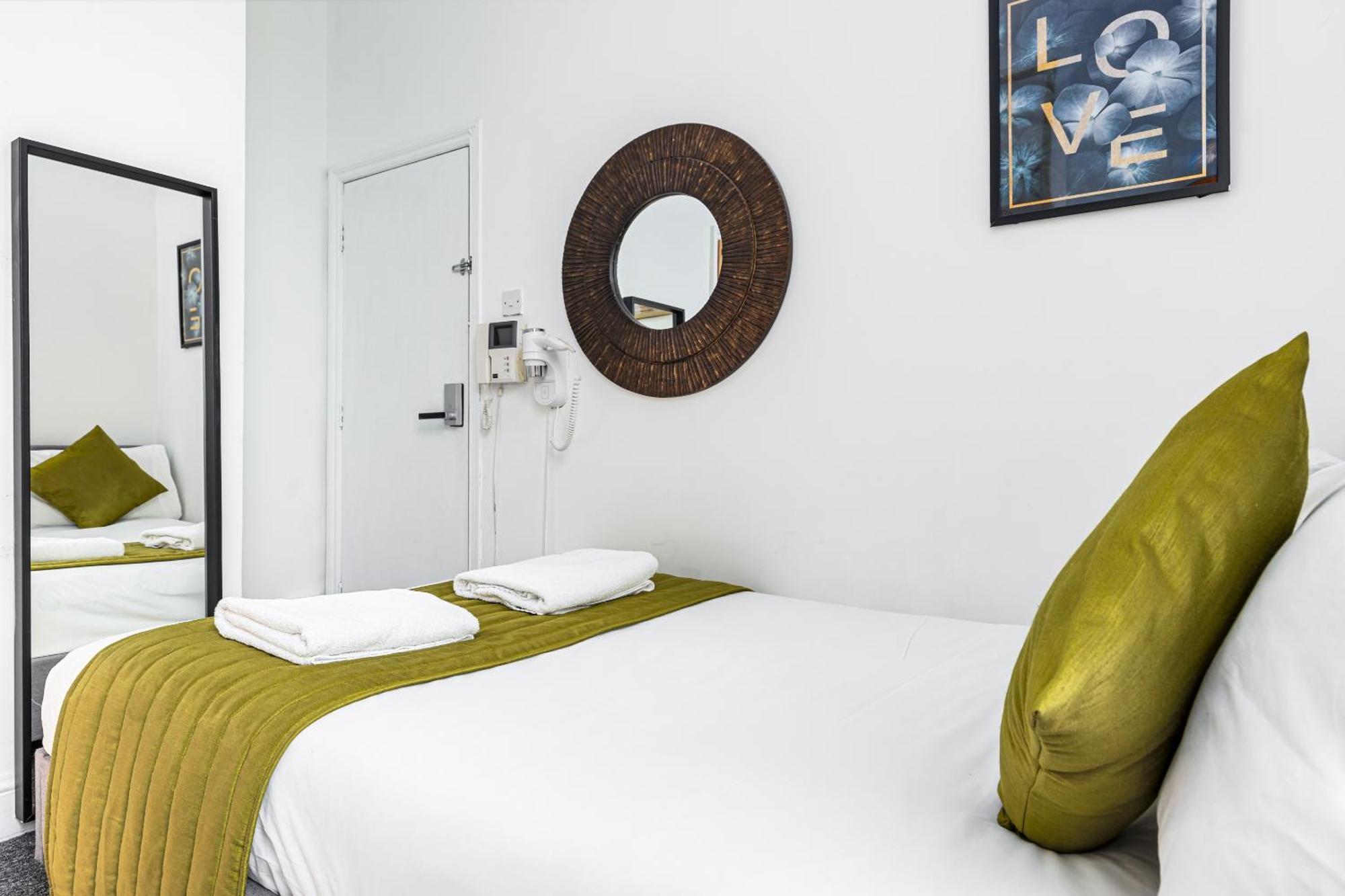 Ryam Suites Londra Dış mekan fotoğraf