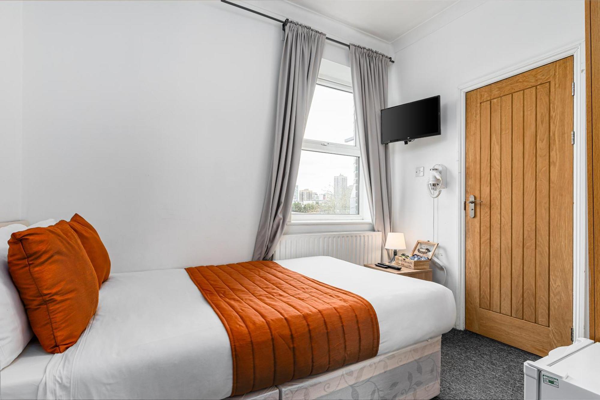 Ryam Suites Londra Oda fotoğraf